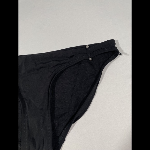 NEW Robin Piccone Luca Cutout‎ Bikini Bottoms in Black [SZ Medium ] - Picture 6 of 12